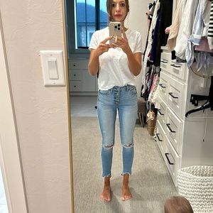 Like New!!  KanCan Light Wash High Rise Jeans